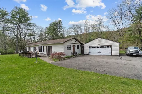 5683 Nys Route 97, Narrowsburg, NY 12764