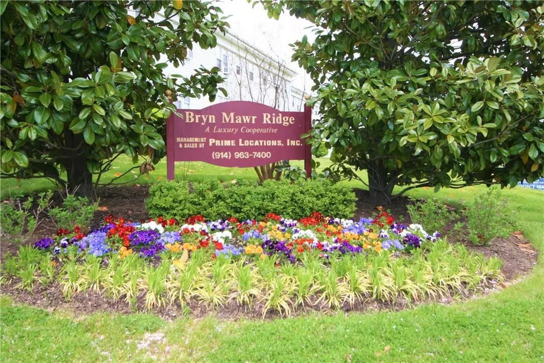 Yonkers, NY 10710,21 Winchester AVE #2A