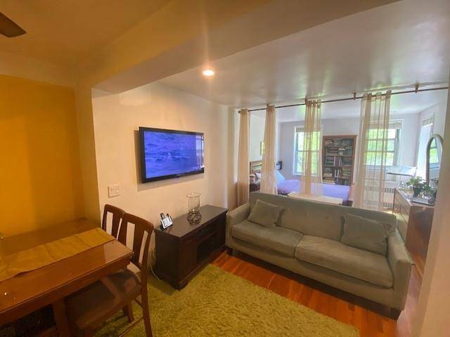 2107 Wallace AVE #3D, Bronx, NY 10462