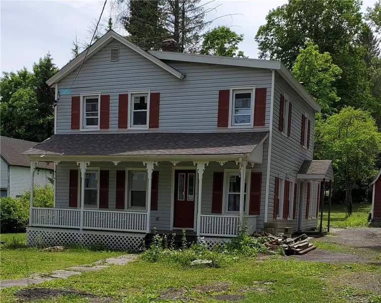 13 Center ST, Ellenville, NY 12428