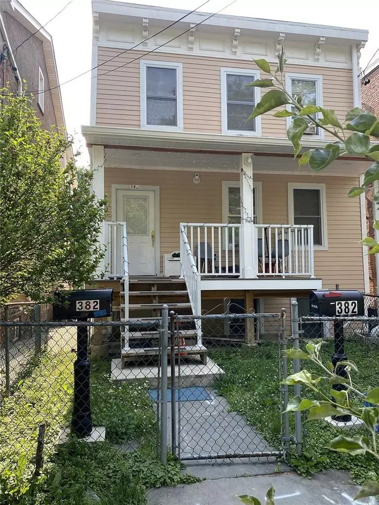 Newburgh, NY 12550,382 Liberty ST