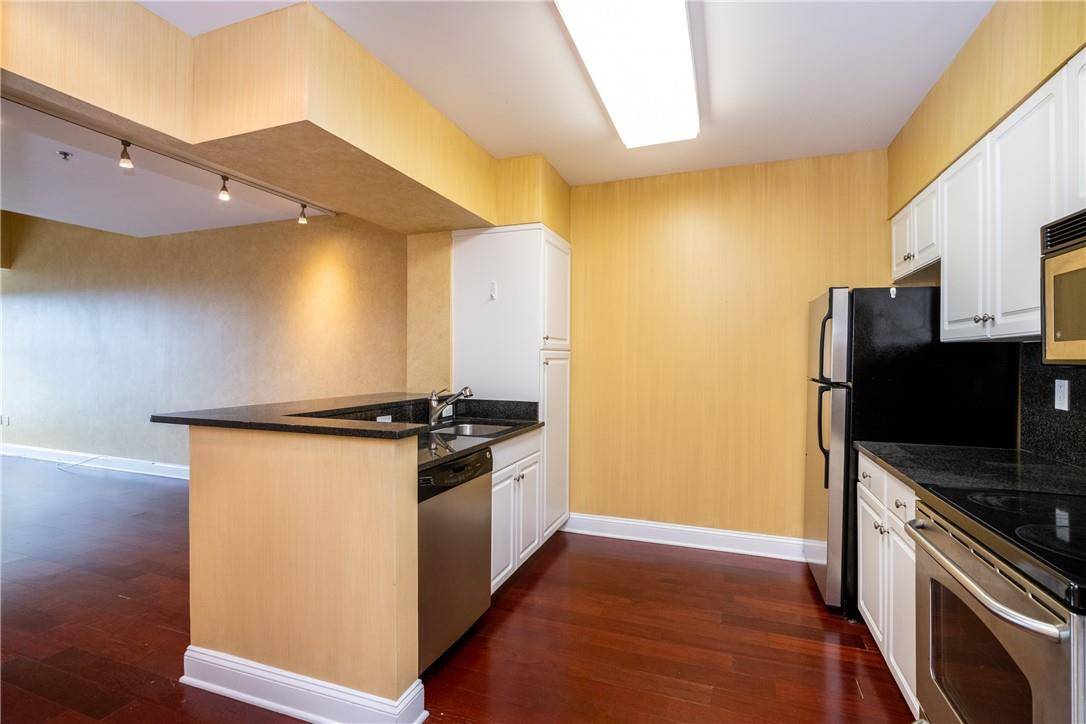 100 New Roc City PL #407, New Rochelle, NY 10801