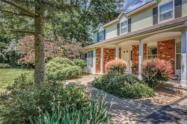 60 Onderdonk RD, Warwick, NY 10990