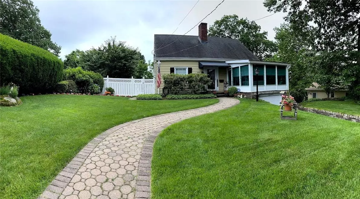 Yonkers, NY 10704,15 Lincoln AVE