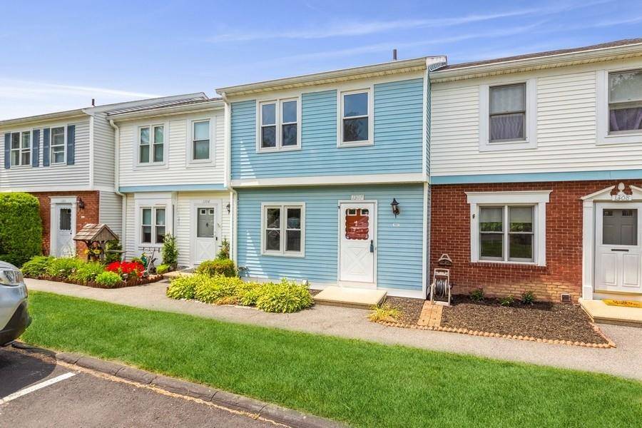 1307 Williamsburg DR, Mahopac, NY 10541