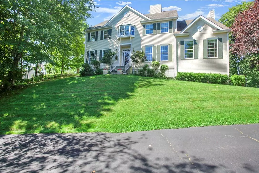 North Salem, NY 10560,8 Deer Run CT