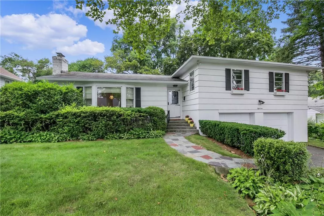 Scarsdale, NY 10583,54 Donnybrook RD