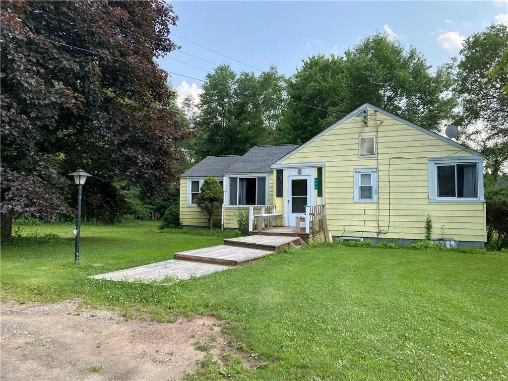 Livingston Manor, NY 12758,444 Debruce RD