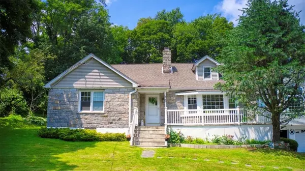 21 Mount Hope RD, Mahopac, NY 10541