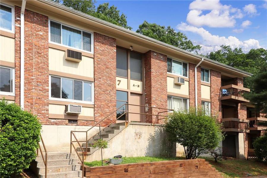 7 N James ST #A, Peekskill, NY 10566