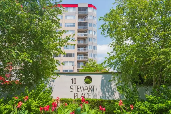 10 Stewart PL #2AE, White Plains, NY 10603