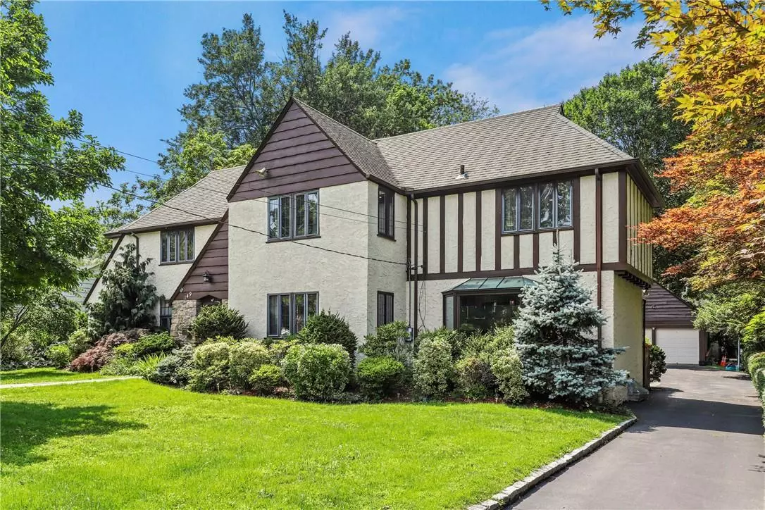 Scarsdale, NY 10583,149 Brewster RD