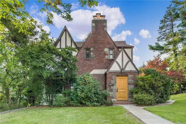 150 Harvard DR, Hartsdale, NY 10530