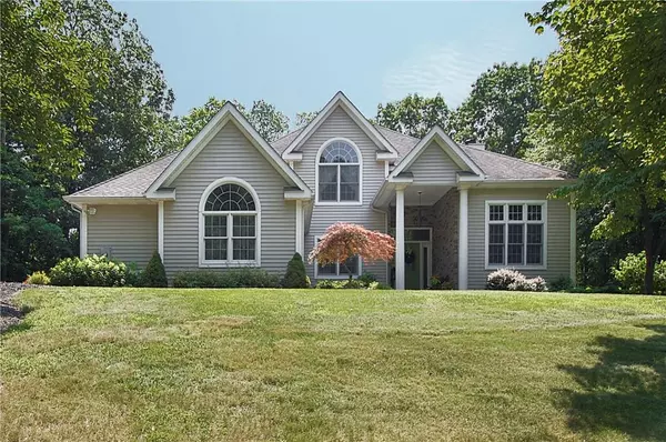 513 Hobbs LN, Clinton Corners, NY 12514