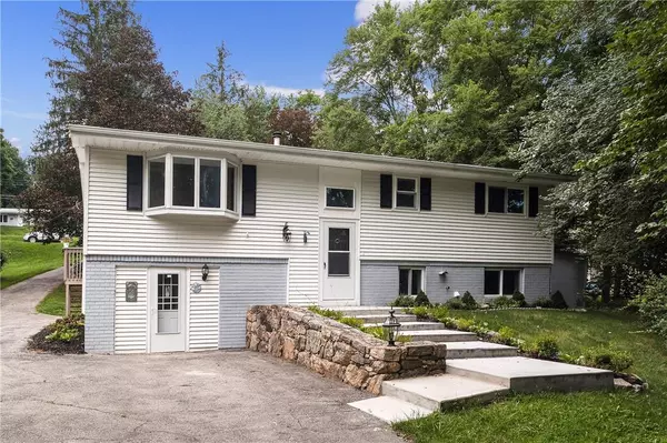 Mahopac, NY 10541,15 Hilltop DR