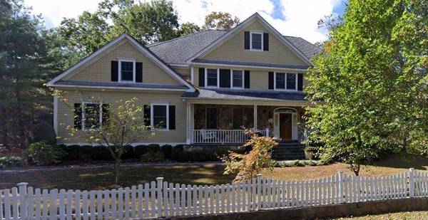 11 Park LN, West Harrison, NY 10604