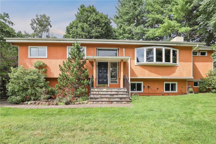 4 Lake RD, Cortlandt Manor, NY 10567