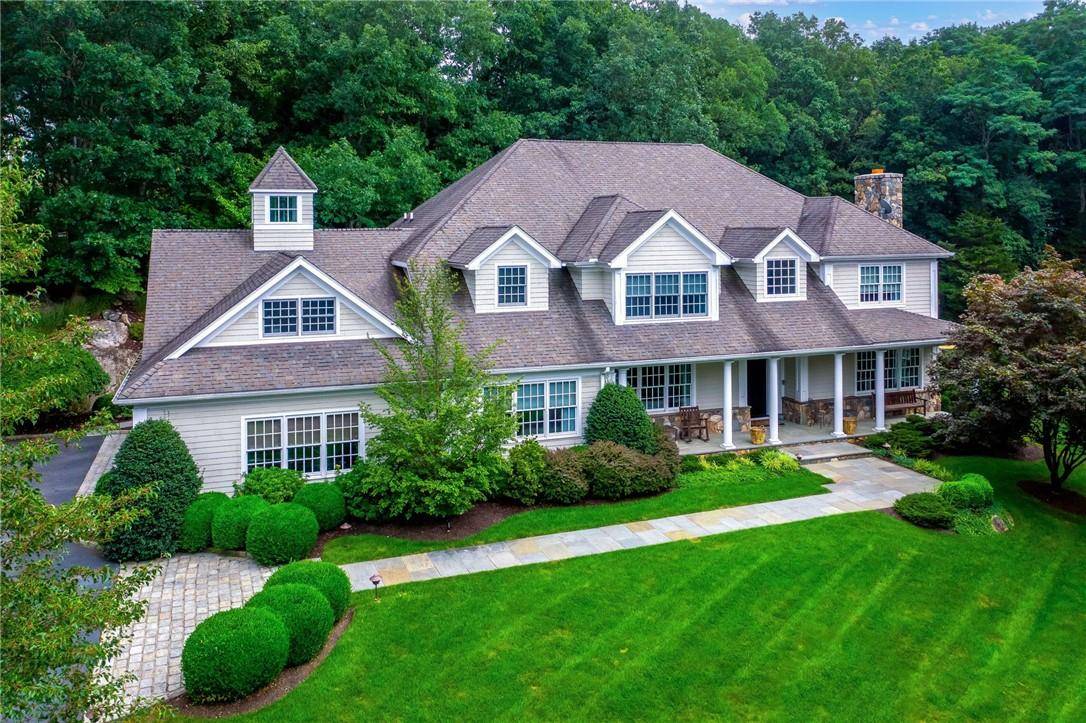3 Gene Curry DR, Bedford, NY 10506
