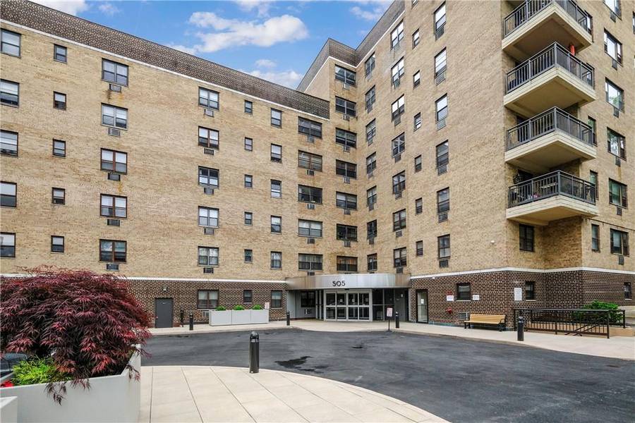 505 Central AVE #201, White Plains, NY 10606