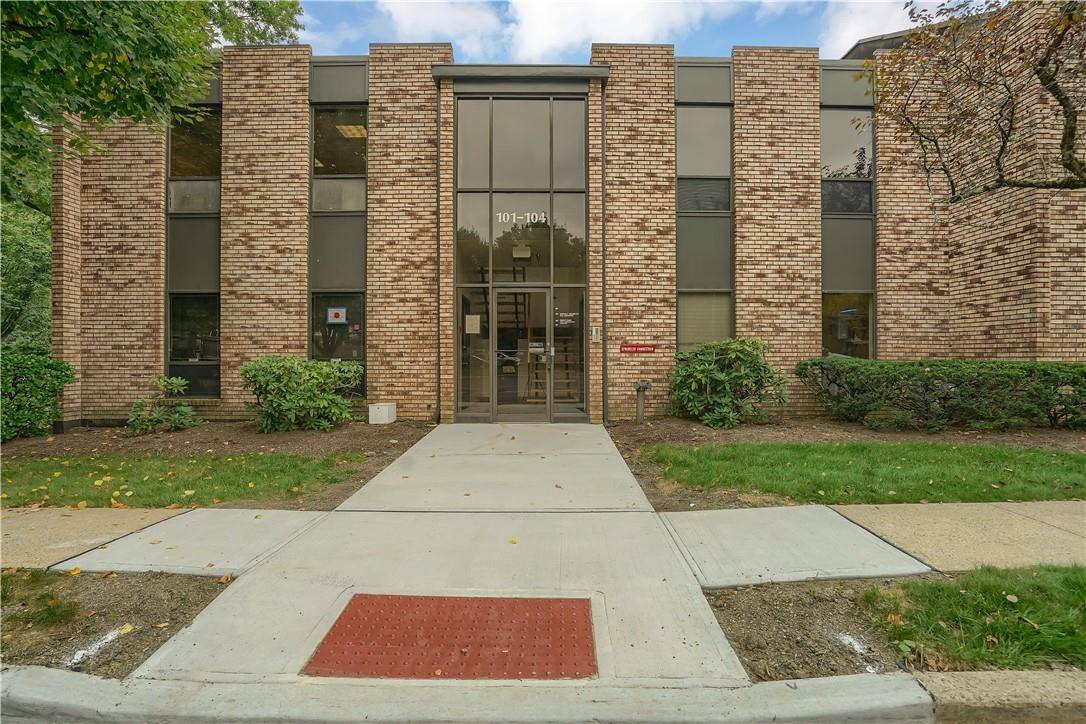 Nanuet, NY 10954,55 Old Turnpike RD #102