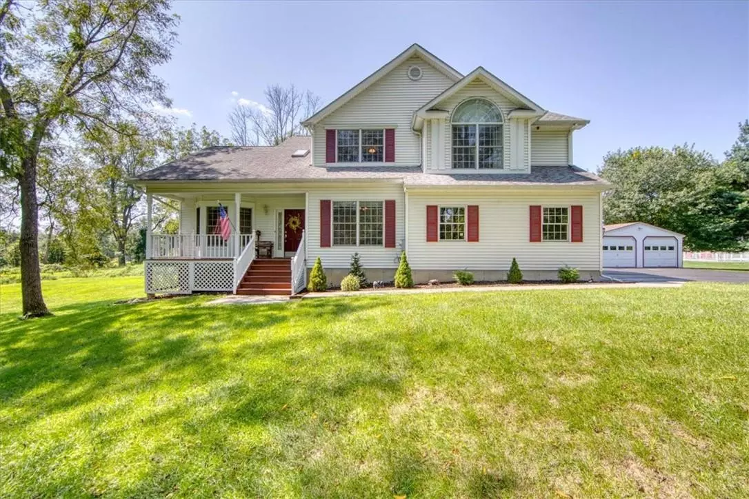 Florida, NY 10921,15 Green Meadow RD