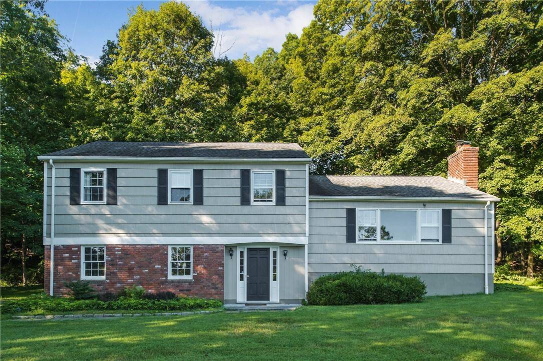 27 Quarry LN, Bedford, NY 10506
