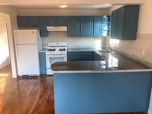 Bronx, NY 10469,3610 Paulding AVE