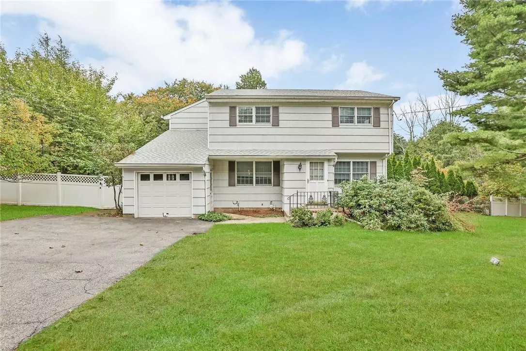 Suffern, NY 10901,25 Marjorie DR