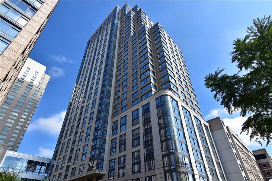 10 City PL #20C, White Plains, NY 10605