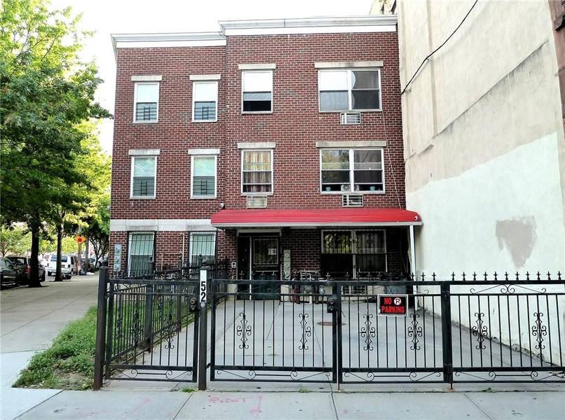 652 Crotona PARK, Bronx, NY 10456