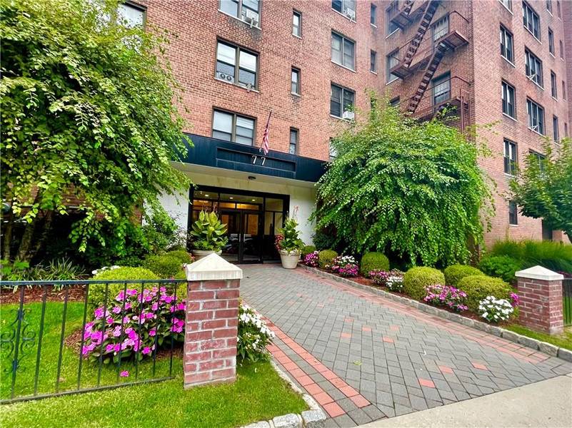 77 Bronx River RD #5B, Yonkers, NY 10704