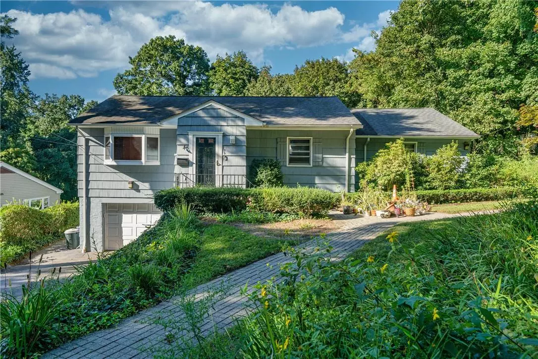 Yonkers, NY 10710,25 Westminster DR