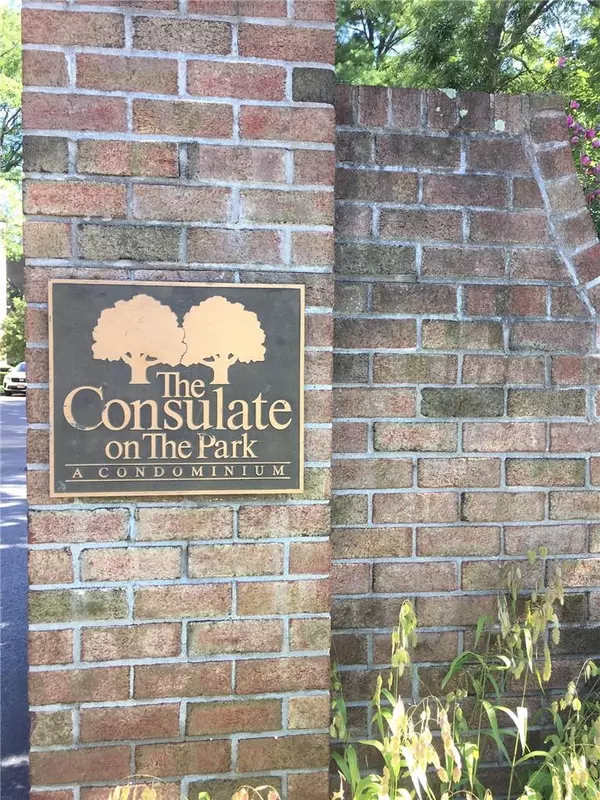 3 Consulate DR #2E, Tuckahoe, NY 10707