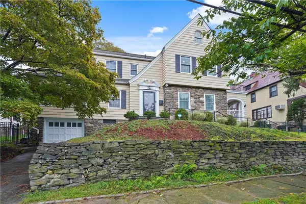 56 Abbey PL, Yonkers, NY 10701