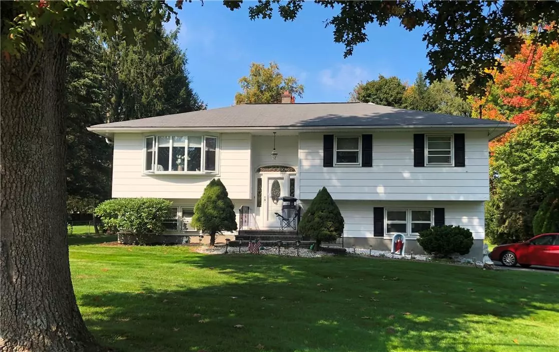 Brewster, NY 10509,22 Larkspur DR