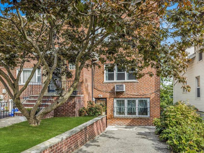 3130 Kingsland AVE, Bronx, NY 10469