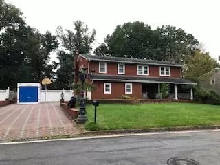 Tappan, NY 10983,275 Washington AVE