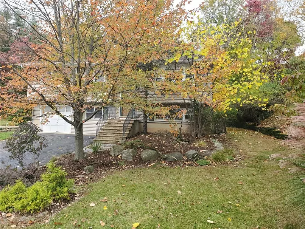 Monroe, NY 10950,35 Oak DR