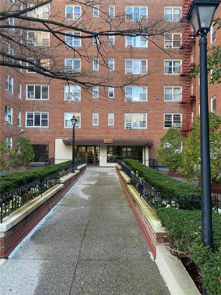 480 Riverdale AVE #6I, Yonkers, NY 10705