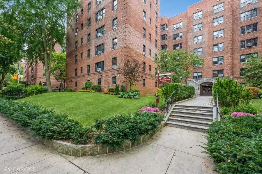 30 Ehrbar AVE #209, Mount Vernon, NY 10552