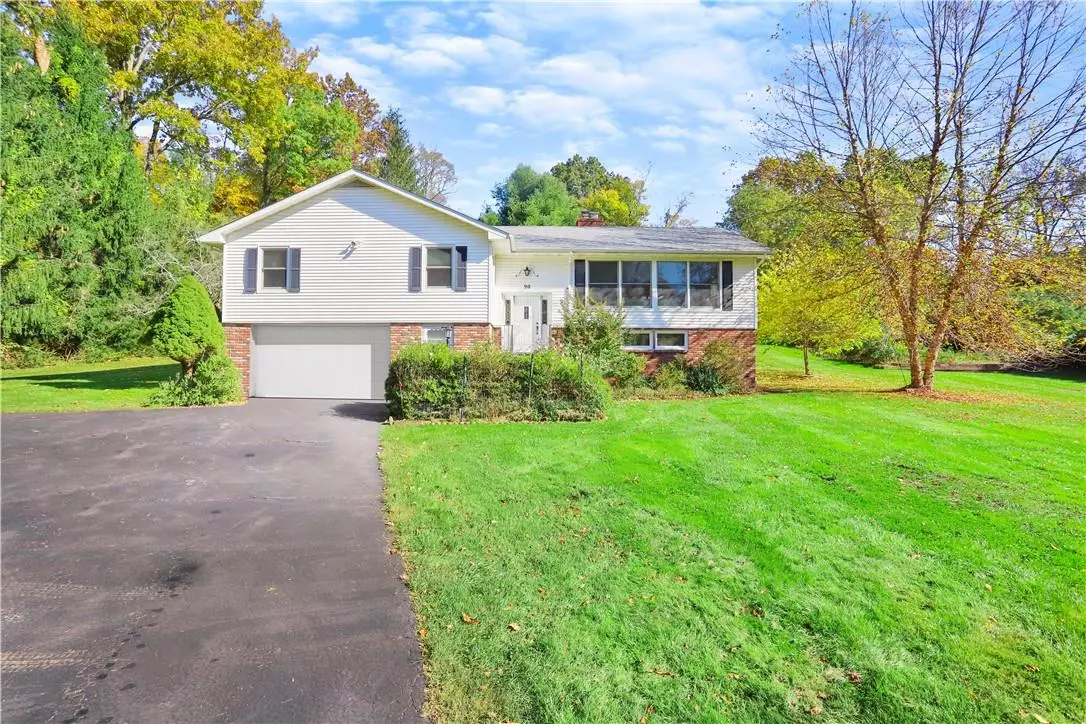 Carmel, NY 10512,90 Cherry Hill RD