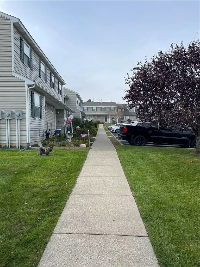 Pine Bush, NY 12566,99 Boniface DR #4A