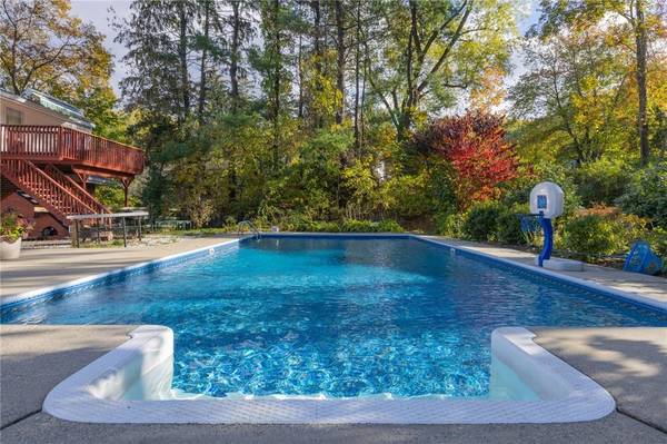 96 Willow DR, Briarcliff Manor, NY 10510