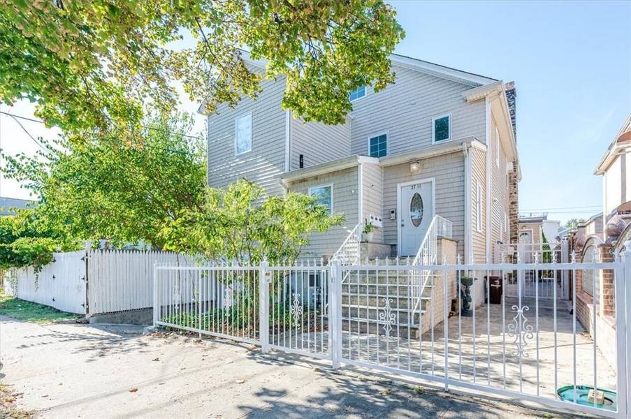 2711 Hone AVE, Bronx, NY 10469