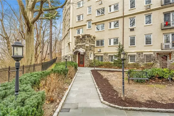 1 Rivermere #3E, Bronxville, NY 10708