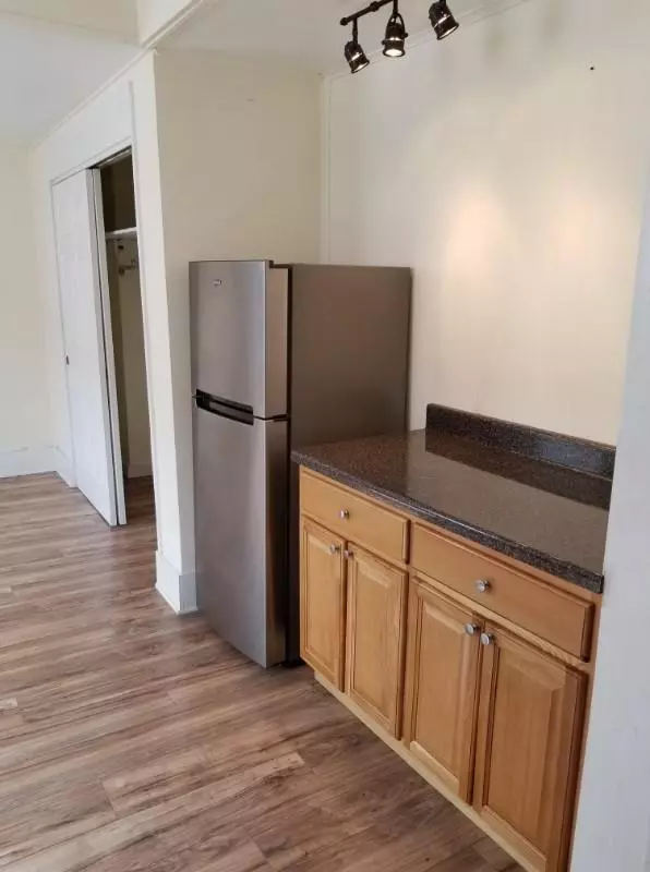 Mount Vernon, NY 10550,400 Locust ST #2B