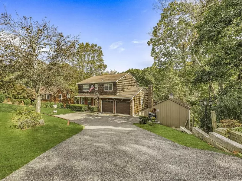 114 Lake DR, Mahopac, NY 10541