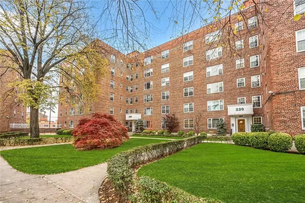 220 Pelham RD #6C, New Rochelle, NY 10805