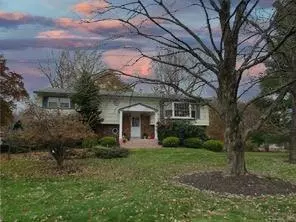 18 Briarwood AVE, Monroe, NY 10950