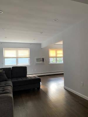 302 W 236th ST, Bronx, NY 10463